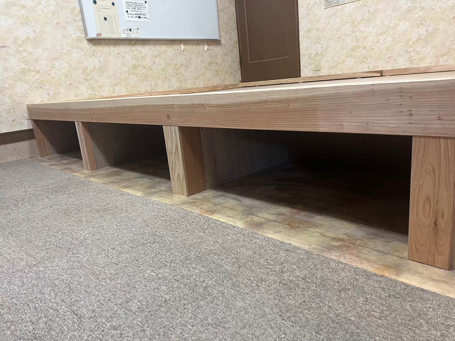 小上がり和室作り・引き出し作り